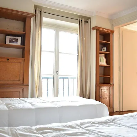 Spacious 2 Bedroom In 2nd * Paris