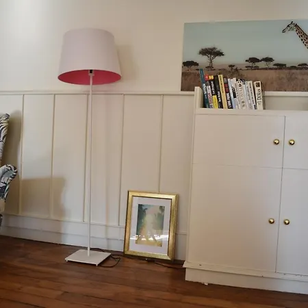 Spacious 2 Bedroom In 2nd Appartement Paris